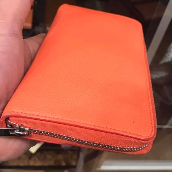 Celine Large Zipped Wallet - Picture 4 of 11